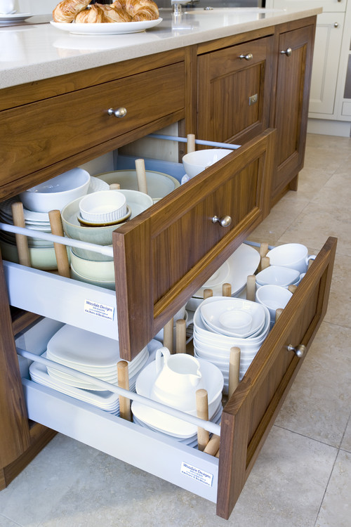 Currently Loving::Kitchen Storage