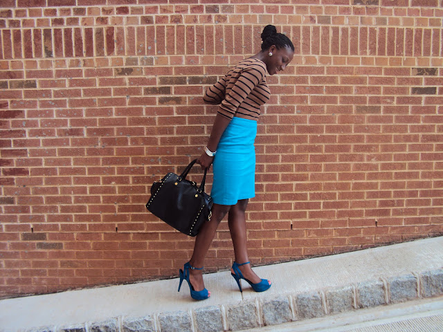 Blast From The Past :: Brown on Blue